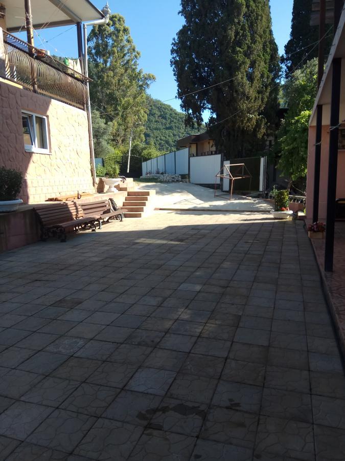 Guesthouse Rihanna New Athos Екстериор снимка